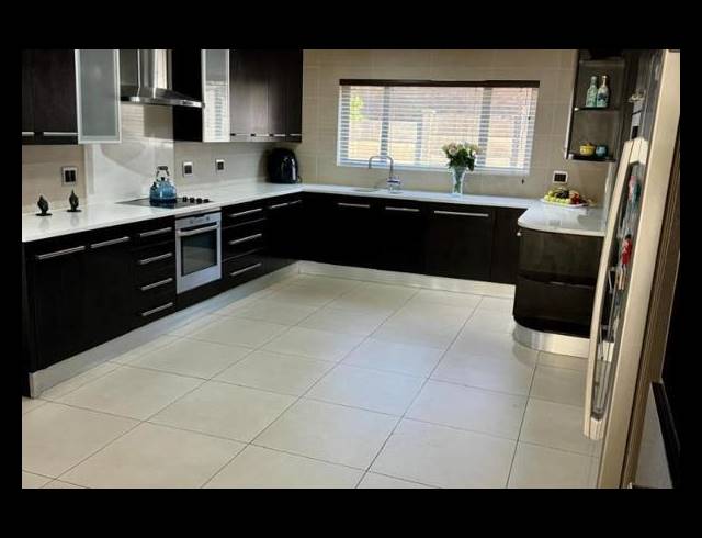 3 BEDROOM HOUSE FOR SALE IN GLENVISTA